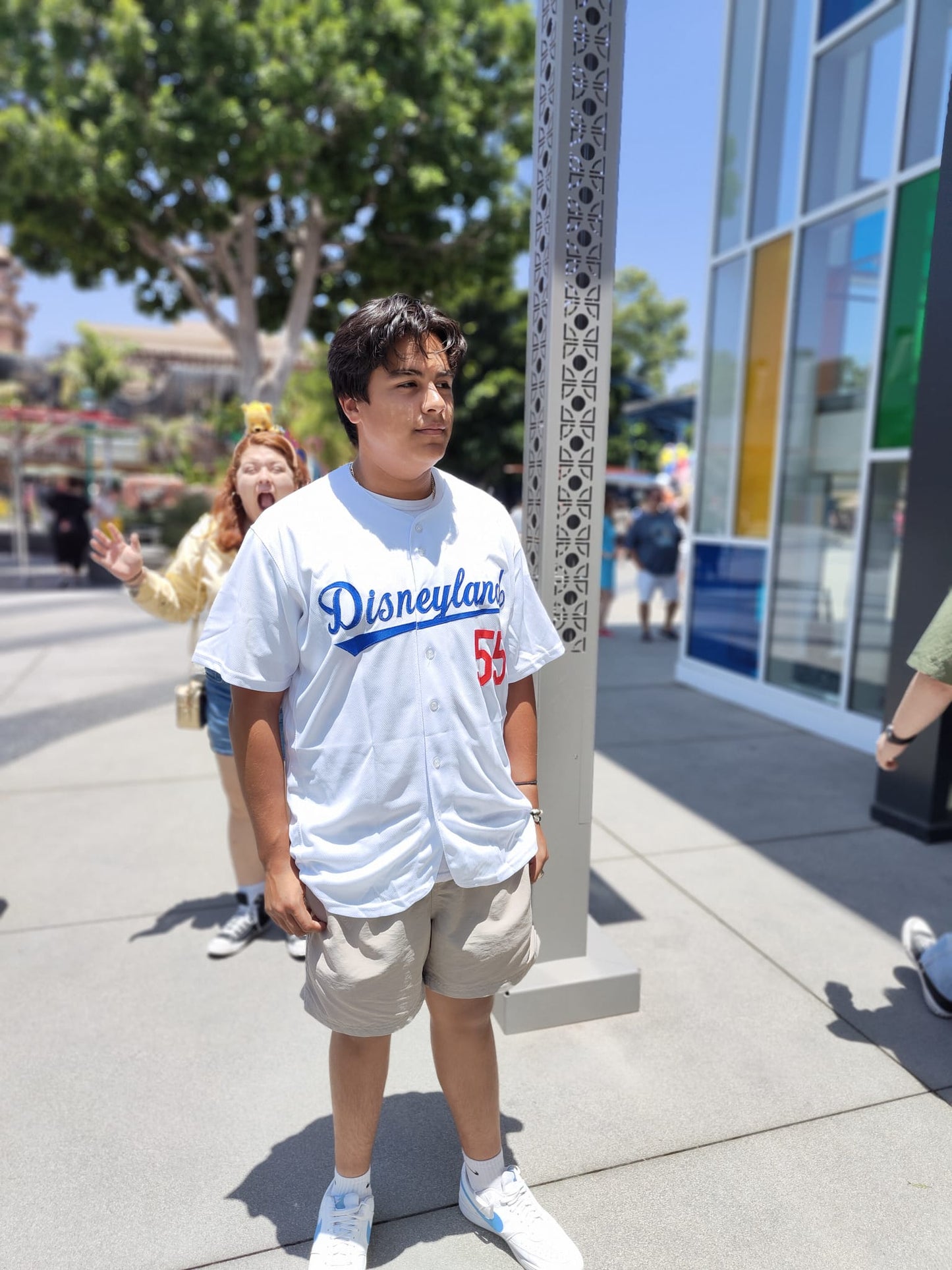 a Disneyland Baseball Jersey (Dodgers White)